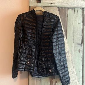Mountain hard wear puffy jacket S